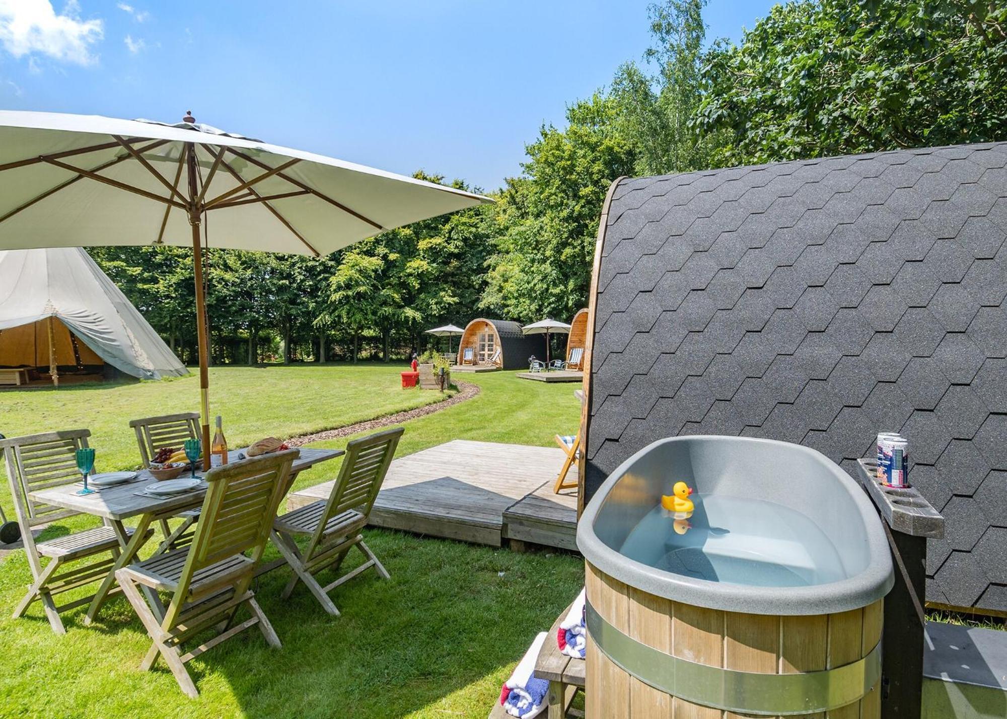 Apple Mount Retreat Hotel ลาเวนแนม ภายนอก รูปภาพ